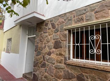 Casa de 4 ambientes, Otro · Casa en Inmejorable Zona