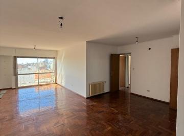 Departamento · 131m² · 4 Ambientes · 1 Cochera · Departamento en Venta Nueva Córdoba