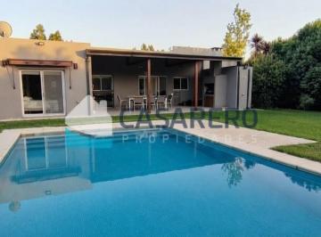 Casa · 145m² · 5 Ambientes · 2 Cocheras · Casa en Venta en San Francisco, Villanueva, Tigre