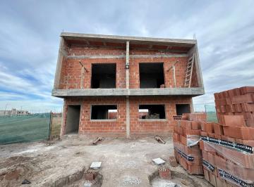 PH · 95m² · 2 Dormitorios · 1 Cochera · Dúplex en Venta 2 Dorm en Cuestas de Manantiales