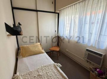 PH · 57m² · 3 Ambientes · Venta – PH 3 Ambientes en Planta Alta | Primer Piso por Escalera | Caseros - Acepta Permuta
