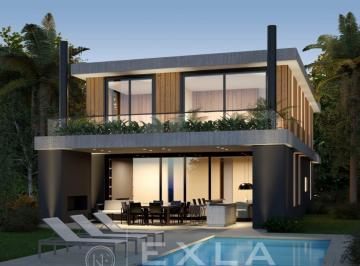 Casa · 248m² · 6 Ambientes · 1 Cochera · Casa a Estrenar en Venta en Castaños – 4 Dorm., Pileta y Entrega Junio 2026