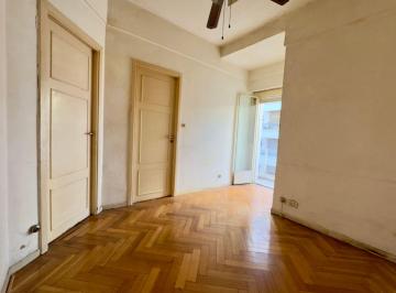 Departamento de 2 ambientes, Recoleta · Departamento 2 Ambientes Al Frente con Balcón en Recoleta – Ideal Inversión