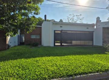 Casa de 4 ambientes, Ibarlucea · Venta Barrio Las Magnolias - Ibarlucea