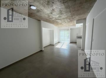 Departamento · 33m² · 1 Ambiente · 1 Cochera · Monoambiente Amplio de Categoría en Alquiler en Moreno