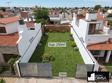 Foto · Lote en Venta, Córdoba Capital, Gral. Gemes 524, Limite Entre Barrios Patria y General Paz!