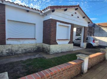 Casa de 4 ambientes, Chacabuco · Venta Hermosa Propiedad en Rawson - Bs As