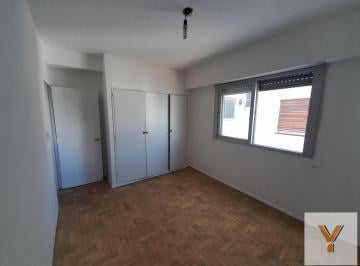 Departamento · 46m² · 3 Ambientes · Departamento en Venta - 2 Dorm. 1 Baño - Flores