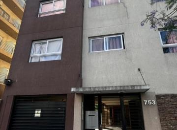 Departamento · 35m² · 2 Ambientes · Departamento en Venta - Merlo Centro