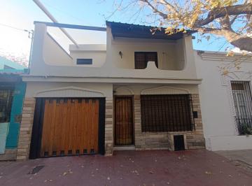 Casa · 133m² · 3 Ambientes · 1 Cochera · Casa en Mendoza