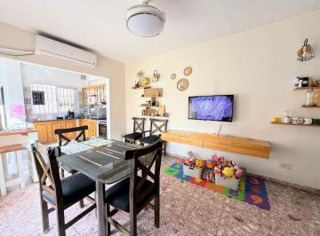 Casa · 159m² · 4 Ambientes · 1 Cochera · Venta Casa con Jardin Ciudadela