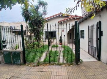 Casa · 109m² · 1 Ambiente · Venta PH Tipo Casa Lanus Oeste Apta Credito