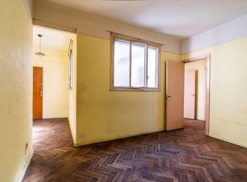 Departamento · 77m² · 3 Ambientes · Semi Piso de 3 Ambientes con Dependencia San Telmo