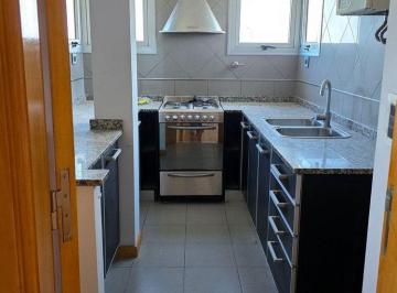 Departamento · 120m² · 4 Ambientes · 2 Cocheras · Alquiler 4 Ambientes Piso Alto Cochera Lav Quilmes