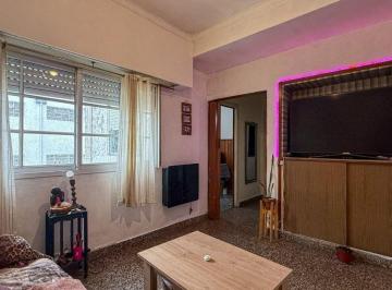 Departamento · 41m² · 2 Ambientes · 2 Amb. con Gran Terraza, Oportunidad. Luro y Jara