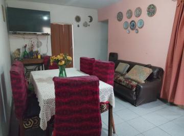 Departamento · 44m² · 3 Ambientes · Departamento 3 Amb Venta R. Triana y Lacarrra