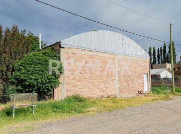 Bodega-Galpón · 240m² · Alquiler Galpon 240 m² en Plottier