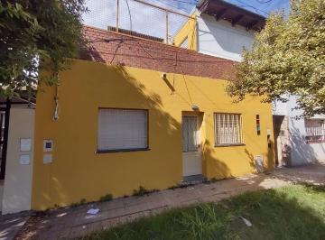 Casa · 118m² · 4 Ambientes · Alquiler Casa 2 Dorm. Barrio Belgrano