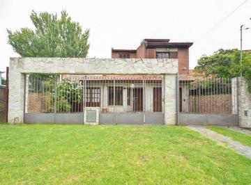 Casa · 217m² · 4 Ambientes · 2 Cocheras · Venta Casa 4 Ambientes en Colinas de Peralta Ramos