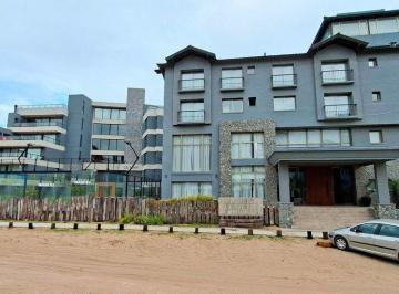 Departamento · 52m² · 3 Ambientes · 1 Cochera · Departamento Venta Pinamar 3 Amb Cochera Le Petit