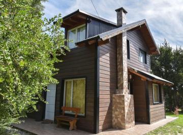 Casa · 125m² · 6 Ambientes · Venta Casa PH con Cabaña Lote Plano