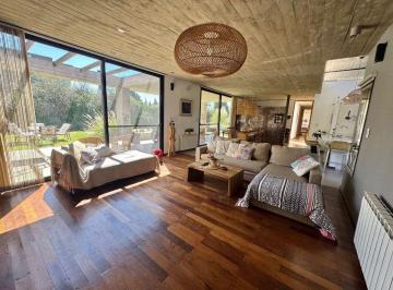 Casa · 330m² · 4 Ambientes · 2 Cocheras · Venta Casa en Cañuelas Country Golf Zona Sur