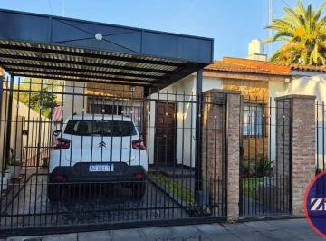 Casa de 3 ambientes, San Miguel · Casa en Venta C/ Cochera en San Miguel