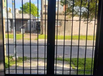 Local comercial · 31m² · Alquiler Local, Los Polvorines, $450.000