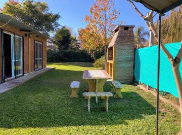 Casa · 32m² · 1 Ambiente · 1 Cochera · Venta Fin de Semana en Pueblo Esther