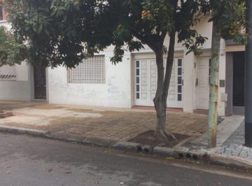 PH · 80m² · 3 Ambientes · 1 Cochera · PH Venta 3 Amb. P. Baja 2 Patios C/cochera V. Luro