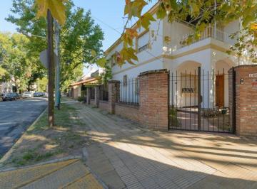 PH · 131m² · 5 Ambientes · 2 Cocheras · Venta PH 5 Ambientes C/cochera Quincho La Lucila