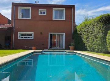 Casa · 170m² · 4 Ambientes · 1 Cochera · Venta Casa 4 Amb + Pileta + Jardin en Montecarlo