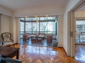 Departamento · 208m² · 6 Ambientes · 2 Cocheras · Venta de Excelente Piso 5 Amb. - 2 Coch. Fijas/ Terraza/ Balcón