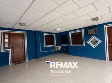 Casa · 120m² · 4 Ambientes · 2 Cocheras · Casa 3 Dorm. - Venta Resistencia con Cochera