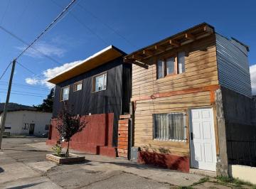 PH · 160m² · 5 Ambientes · Casa y Departamento en Esquel