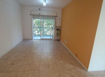 Departamento · 55m² · 3 Ambientes · Semi Piso 3 Amb Muy Luminoso Piso Alto