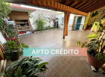 Casa · 169m² · 4 Ambientes · 1 Cochera · Venta Casa 4 Amb Patio – Haedo - Apto Credito
