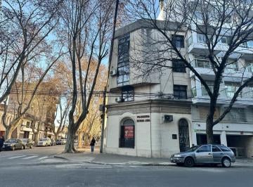 Departamento · 30m² · 4 Ambientes · Santiago y Urquiza Externo Escal.1er P.