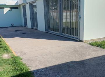 Local comercial de 6 ambientes, Córdoba · Venta Local Comercial - Recta Martinolli - Amplio Estacionamiento
