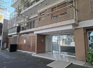 Departamento · 38m² · 2 Ambientes · 1 Cochera · Departamento en Hipolito Irigoyen 4100 2 Cfte Cochera Muy Lum
