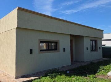 Casa de 4 ambientes, General Rodríguez · Casa en Venta Reserva del Oeste