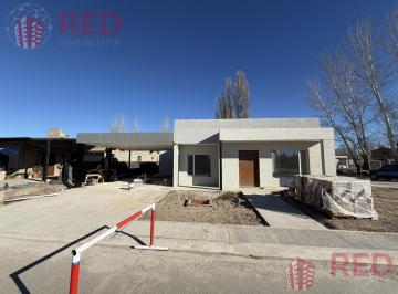 Casa · 200m² · 6 Ambientes · Vende Casa en Barrio Fincas de Costa Serena