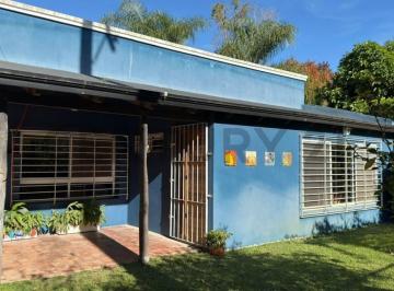 Casa · 198m² · 5 Ambientes · 3 Cocheras · Casa de 3 Dorm. en Venta, Villa Califorinia, San Jose del Rincon, Santa Fe.