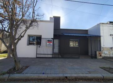 Foto · ¡Hermosa Casa Reciclada a Nuevo en Venta en Barrio Talleres Este!