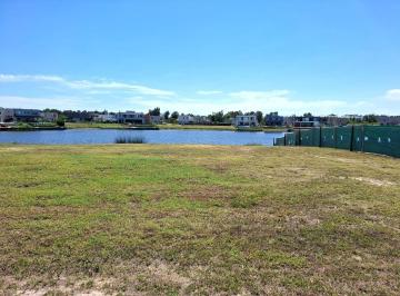 Terreno · 647m² · Unico! Lote a La Laguna de 630 m² | Inmejorable Orientacion