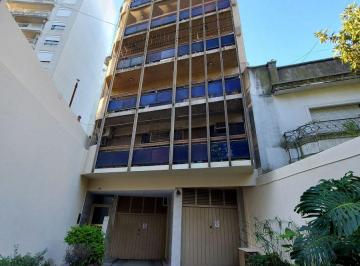 Departamento de 3 ambientes, Flores · 3 Ambientes Contrafrente Super Luminoso Balcon Cocina y Baño Completos Juan B Alberdi 2735