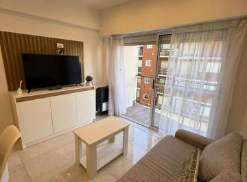 Departamento · 62m² · 3 Ambientes · 3 Amb Al Frente con Balcón - Plaza Colón