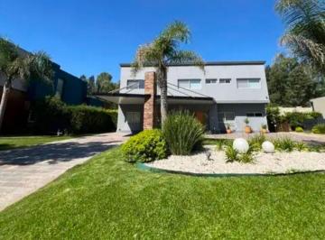 Casa de 6 ambientes, Ezeiza · Exclusiva Casa en Alquiler en Barrio Privado Terralagos