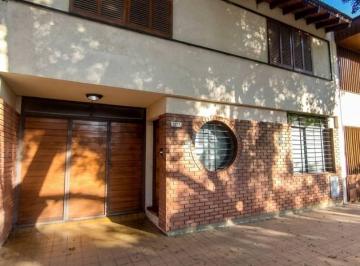 Casa · 179m² · 4 Dormitorios · 1 Cochera · C21 Inmoandes Vende Casa en Quinta Sección