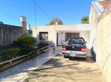 Casa de 3 ambientes, Esteban Echeverría · Casa 3 Ambientes en El Jagüel con Escritura